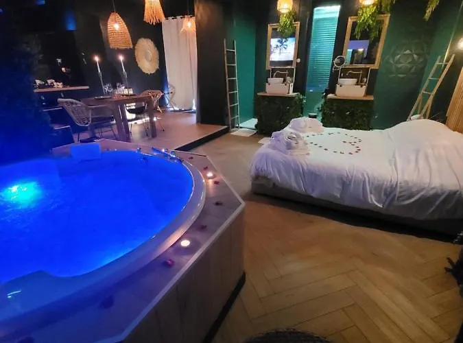 L'escapade Romantique Bed & Breakfast 4*