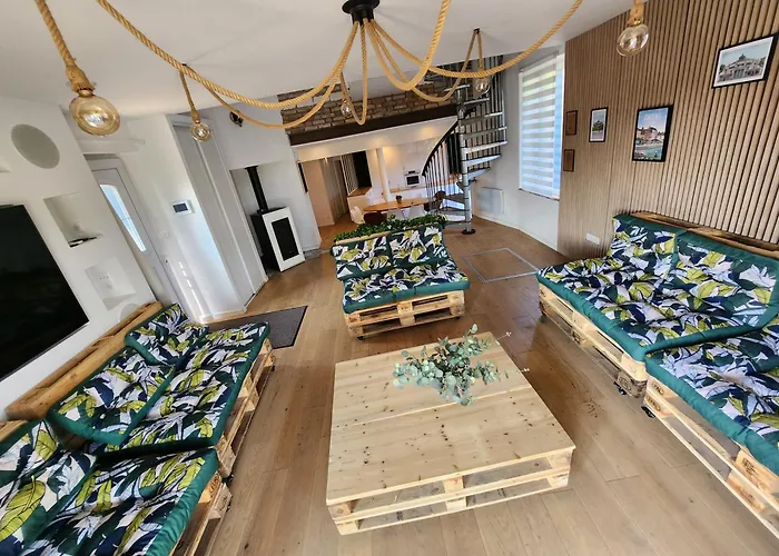 L'escapade Romantique Bed & Breakfast 4*